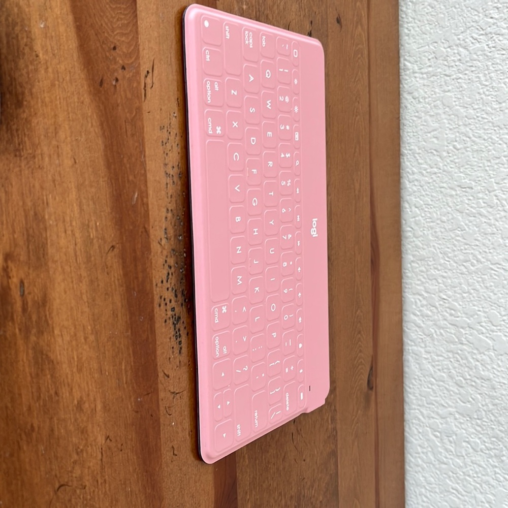 Bluetooth Logi Keyboard